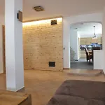 Ganz Nah Apartment *